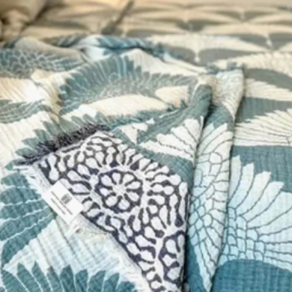 KING Luxury Bedspread Organic Muslin Quilted Crinkle  2 Side FLiPSiDE Teal Crane - Picture 12 of 15